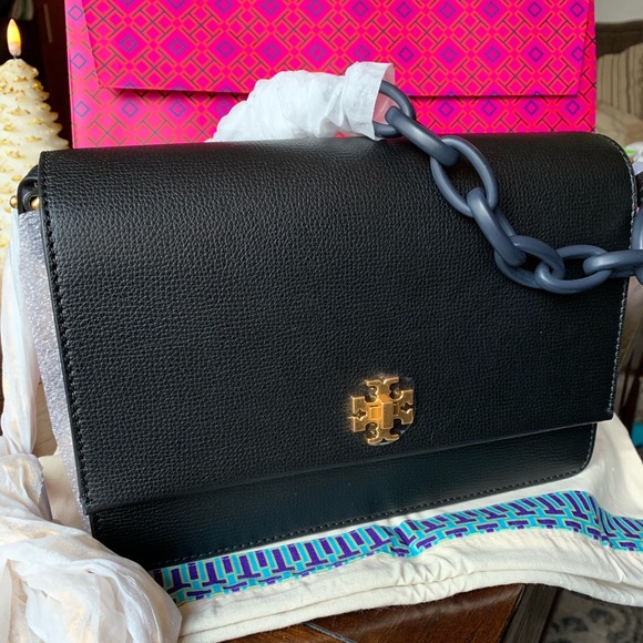 Tory Burch Handbags - ⛔️SOLD⛔️Authentic Tory Burch leather Clutch